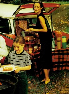 ARCHIVIO - Vogue Italia (October 1997) - The Goodlife - 006.jpg