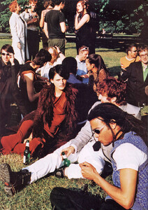 Harper's Bazaar US (September 1996) - London Beat - 003.jpg