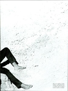 ARCHIVIO - Vogue Italia (March 1998) - Zabriskie Pt - 020.jpg