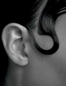 L'Officiel Mexico 04.2020_es.downmagaz.com_page-0114.jpg