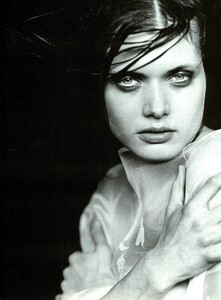 ARCHIVIO - Vogue Italia (March 1999) - Lightness - 001.jpg