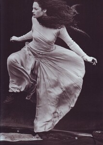 Vogue Italia (May 1999) - A Windy Summer Day - 012.jpg