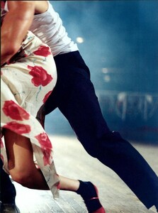 ARCHIVIO - Vogue Italia (March 1997) - Fashion Marathon - 006.jpg