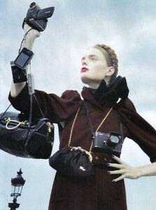 Vogue Italia (September 2008) - Close-Up - 005.jpg