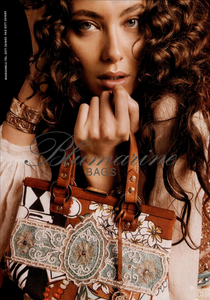 241576064_Inez__Vinoodh_Blumarine_Spring_Summer_2005_07.thumb.png.0ab34912deeb4b8aa4b2e57059a53855.png