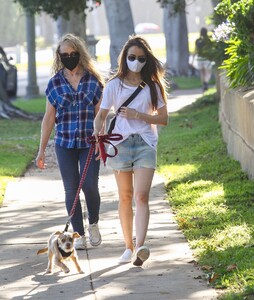        lil090520BZNimage124 .jpg