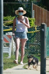        lil030520BZNimage117 .jpg