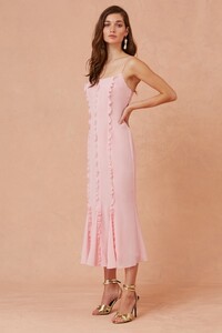 302001051_beloved_midi_dress_682-blush_sh_0781-edit_1024x1024.thumb.jpg.2f5512d9448c7cea73d2017b2b8d2db1.jpg
