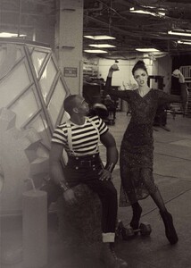 Harper's Bazaar US - 2009 12-200.jpg