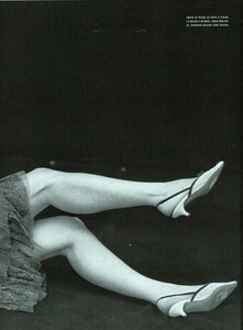 ARCHIVIO - Vogue Italia (May 2001) - Isabelle Huppert - 006.jpg