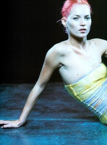 ARCHIVIO - Vogue Italia (February 1999) - Peter Lindbergh - Kate Moss - 005.jpg