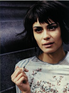 ARCHIVIO - Vogue Italia (February 2002) - Shannyn and Chloé - 021.jpg