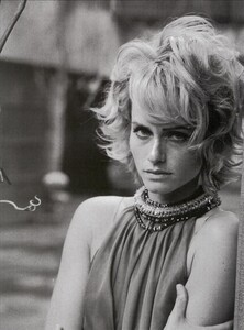 ARCHIVIO - Vogue Italia (April 2004) - Psycho - 013.jpg