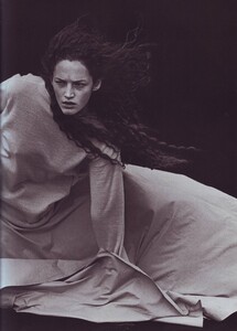 Vogue Italia (May 1999) - A Windy Summer Day - 018.jpg