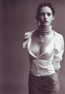 Vogue Italia (January 1999) - Portraits of Style - 020.jpg