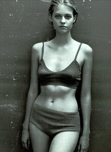 ARCHIVIO - Vogue Italia (October 1997) - Forme - 007.jpg