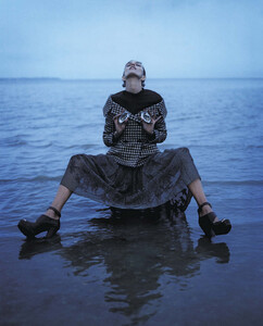 ell050520BZNimage18 .jpg