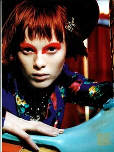 ARCHIVIO - Vogue Italia (February 1997) - Reflection - 030.png