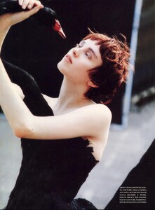 Vogue Italia (September 1997, Couture Supplement) - Story - 005.jpg