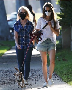        lil090520BZNimage121 .jpg