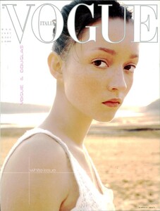 488939962_ARCHIVIO-VogueItalia(May1997)-Cover.thumb.jpg.39a5ce2c28aaeb33738ff7b28331ba55.jpg