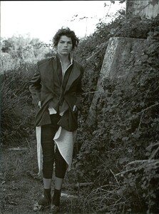 ARCHIVIO - Vogue Italia (September 1998) - Una storia da Camargue - 012.jpg