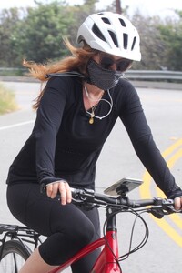        isl010520BZNimage101 .jpg