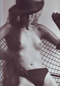 Vogue Italia (January 1999) - Portraits of Style - 006.jpg