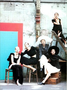 ARCHIVIO - Vogue Italia (January 1998) - Cronaca - 003.jpg