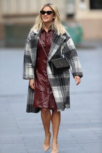        ash010520BZNimage111 .jpg