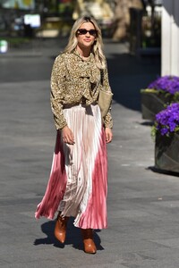        rob080520BZNimage108 .jpg