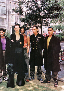 Harper's Bazaar US (September 1996) - London Beat - 008.jpg