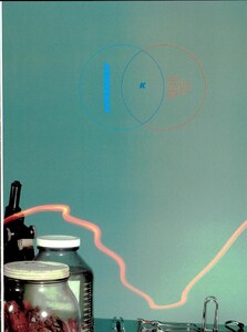 ARCHIVIO - Vogue Italia (December 1997) - Data Lab - 014.jpg