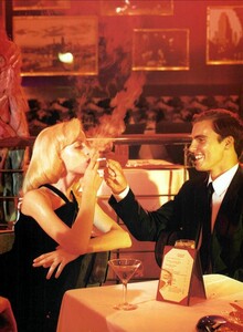 ARCHIVIO - Vogue Italia (October 1997) - The Goodlife - 012.jpg