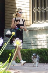        hol040520BZNimage101 .jpg