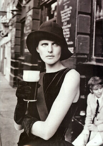 Harper's Bazaar US (September 1996) - London Beat - 010.jpg