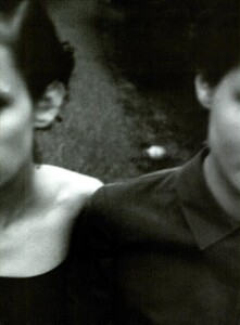 ARCHIVIO - Vogue Italia (March 1999) - An Outdoor Story - 009.jpg