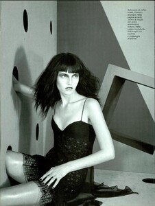 ARCHIVIO - Vogue Italia (January 1997) - Black - 003.jpg