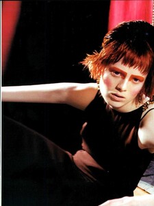 ARCHIVIO - Vogue Italia (February 1997) - Reflection - 024.png