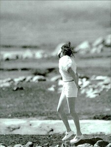 ARCHIVIO - Vogue Italia (May 1997) - Untitled - 009.jpg