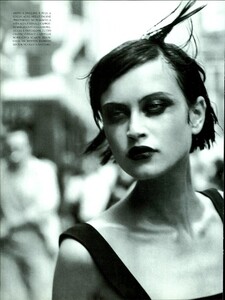 ARCHIVIO - Vogue Italia (October 1997) - So... And So - 003.jpg