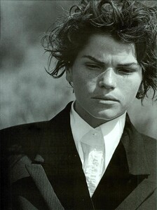 ARCHIVIO - Vogue Italia (September 1998) - Una storia da Camargue - 003.jpg