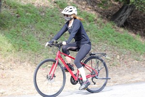        isl010520BZNimage123 .jpg