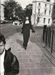 Harper's Bazaar US (September 1996) - London Beat - 012.jpg