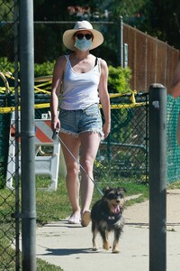        lil030520BZNimage118 .jpg