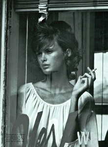 ARCHIVIO - Vogue Italia (April 2001) - Picture Story - 013.jpg