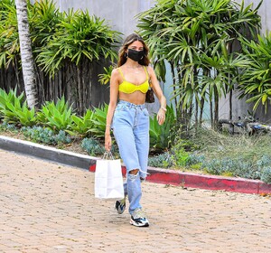       bee280420BZNimage123 .jpg