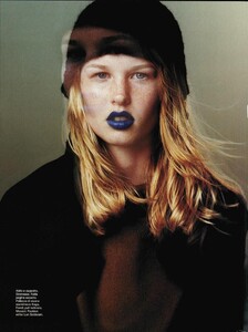 ARCHIVIO - Vogue Italia (August 1997) - The Young Girls By The Sea - 007.jpg