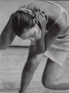841570496_ARCHIVIO-VogueItalia(August1997)-TheNowBeauty-007.thumb.jpg.67e704446b2502c6f7c6f7bfe217d3e2.jpg