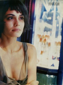 ARCHIVIO - Vogue Italia (February 2002) - Shannyn and Chloé - 016.jpg